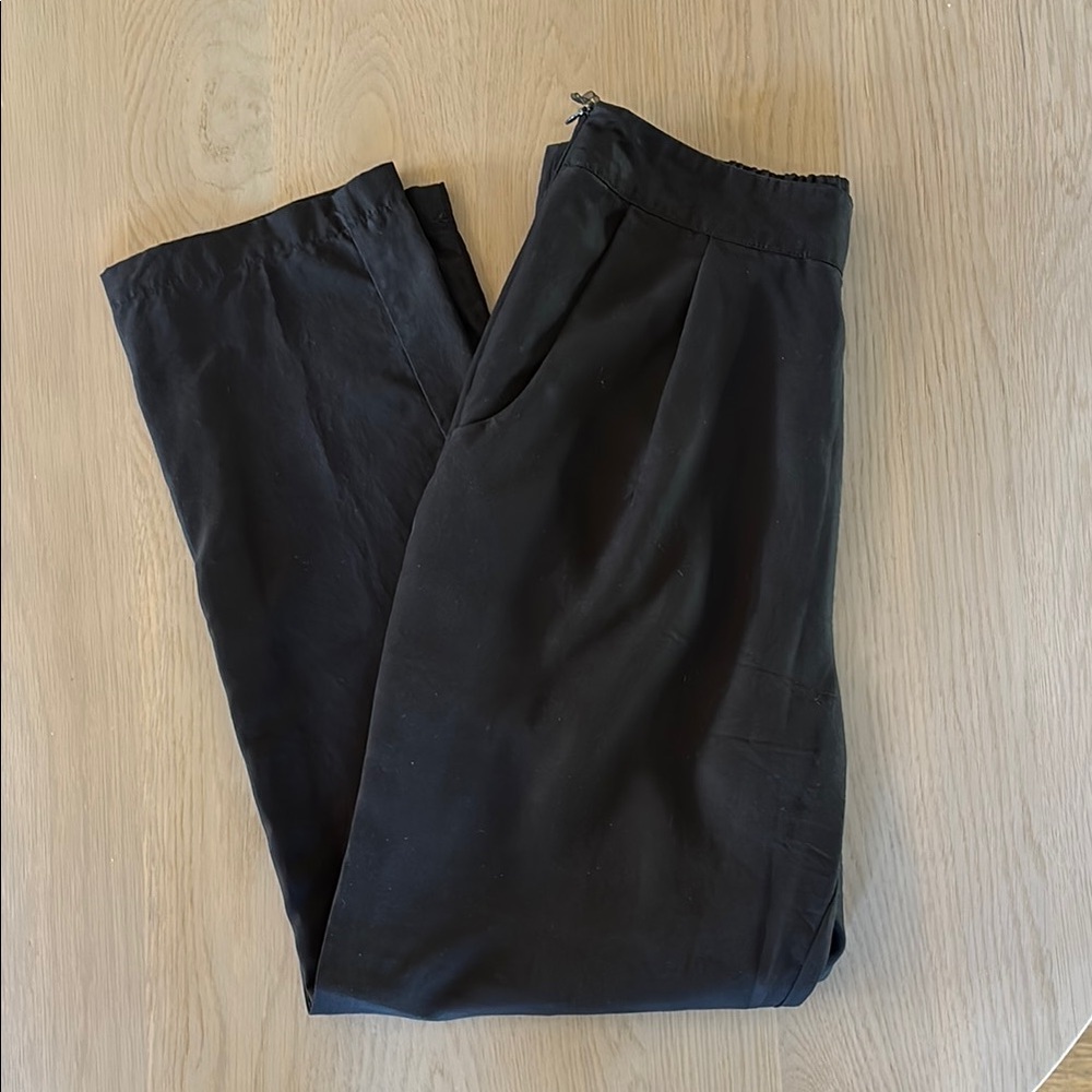 7115 by Szeki Black Straight-Leg Trousers with Crisp Pleat